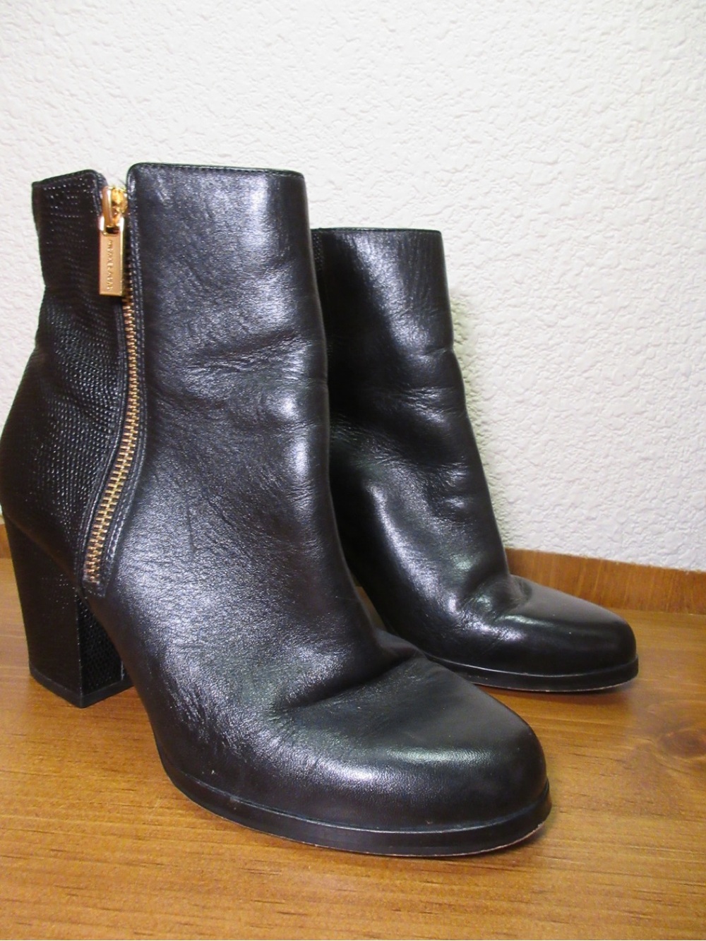 Black Leather Ankle Boots with Side Zip - Women's